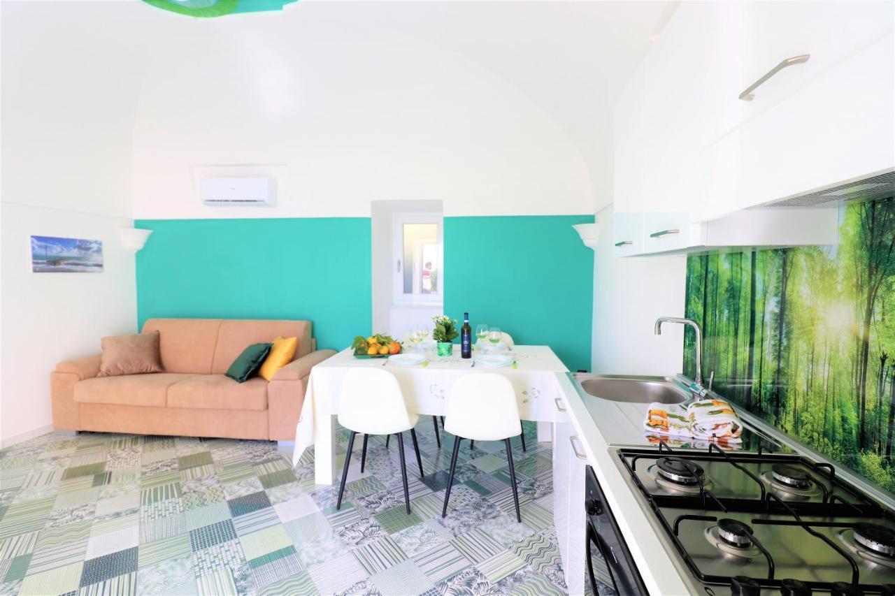 Mary'S Apartments - De Vivo Realty 马萨鲁布朗斯 外观 照片
