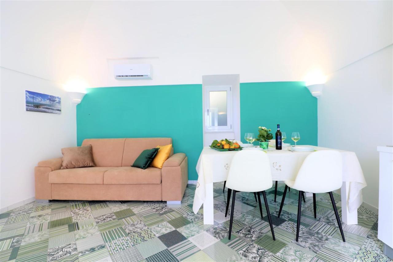 Mary'S Apartments - De Vivo Realty 马萨鲁布朗斯 外观 照片
