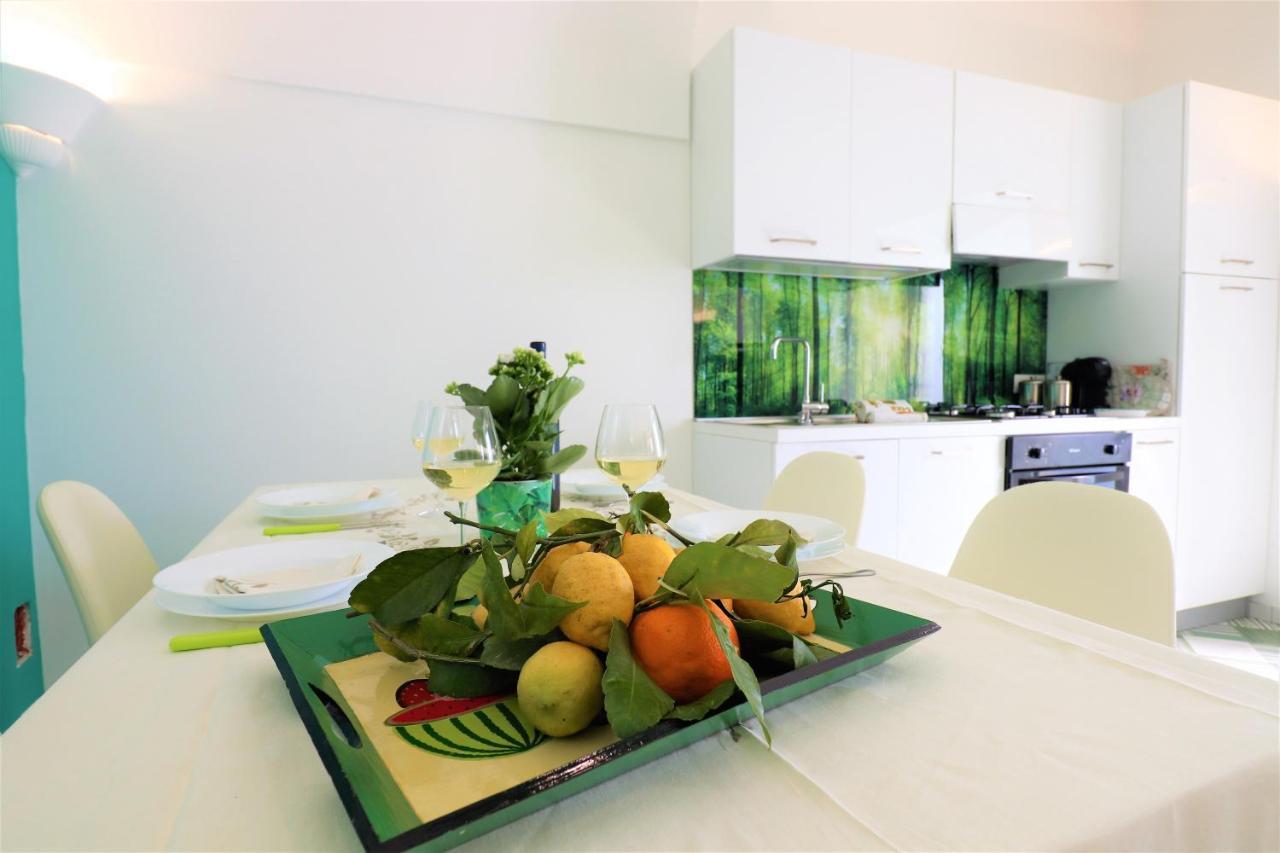 Mary'S Apartments - De Vivo Realty 马萨鲁布朗斯 外观 照片