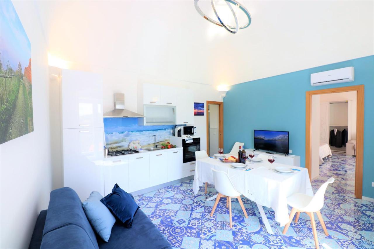 Mary'S Apartments - De Vivo Realty 马萨鲁布朗斯 外观 照片